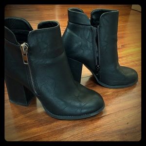 Split Decision Zippered Booties Black